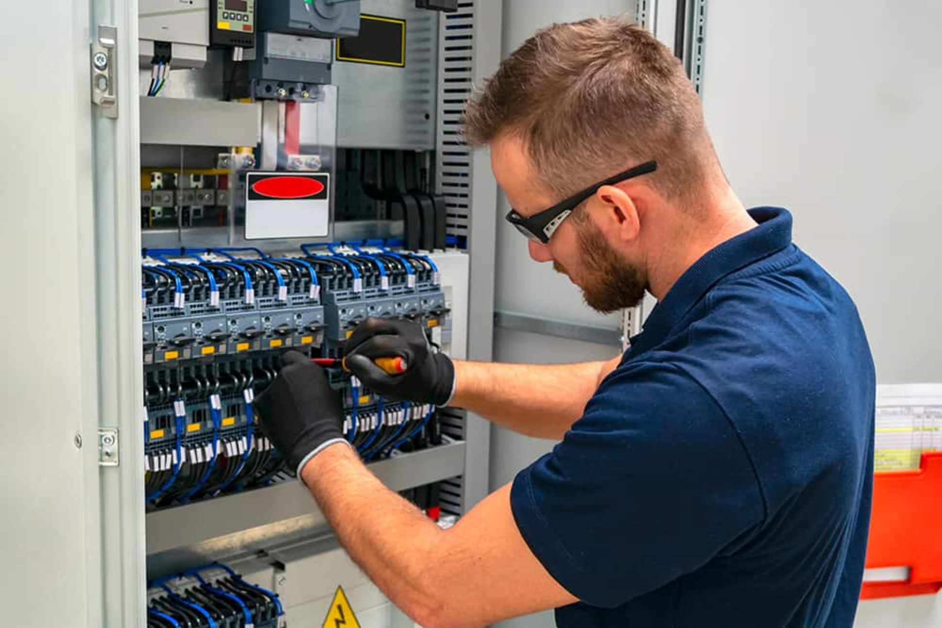 Elektroniker für Energie- und Gebäudetechnik (m/w/d) bei Netzwerktechnik Krause in Frankfurt am Main